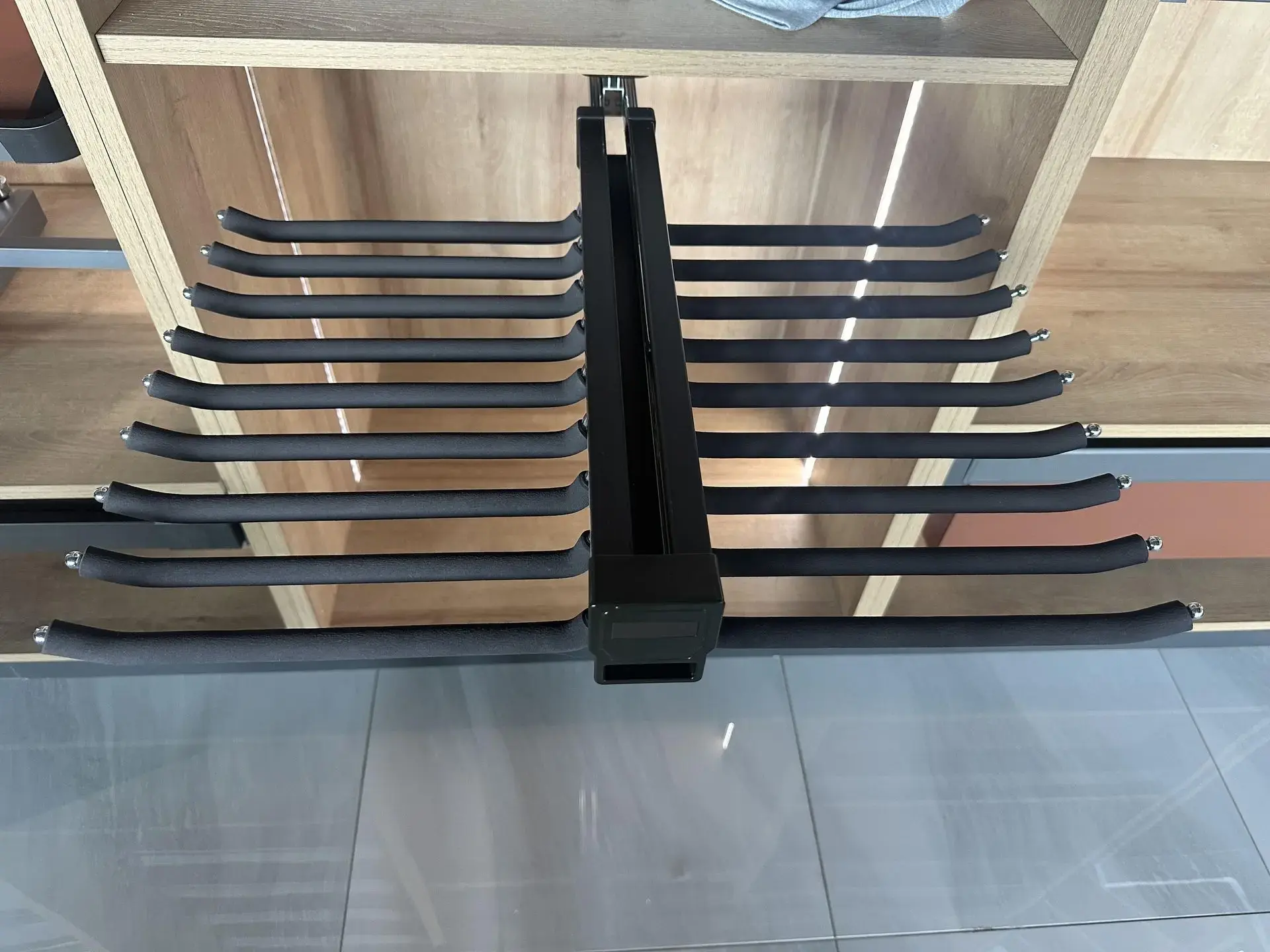 CAPE Pull-Out Double Trouser Hanger-Milano Hardware and Interiors