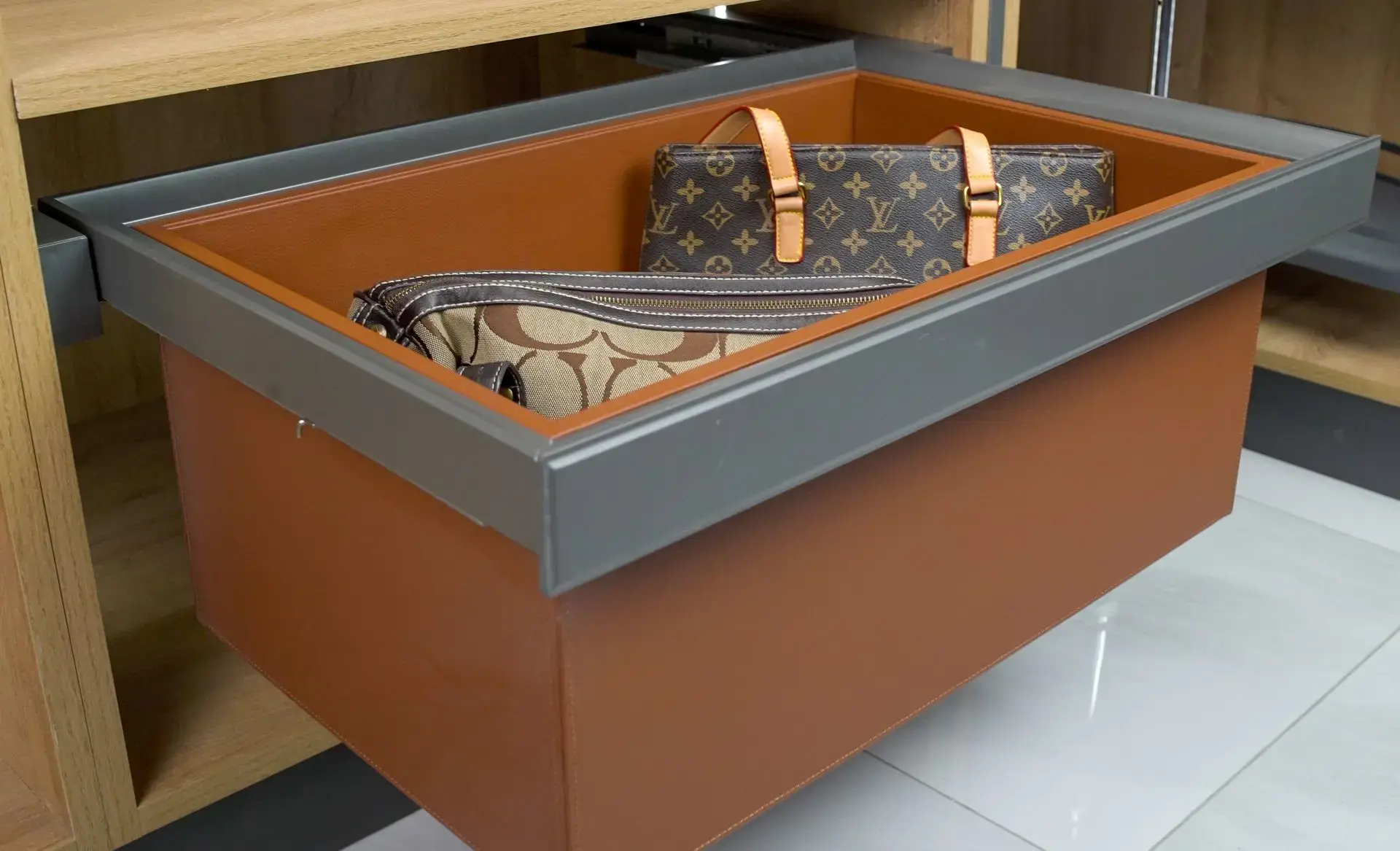 WARSAW Pull-Out Leather Drawer Basket-Milano Hardware and Interior
