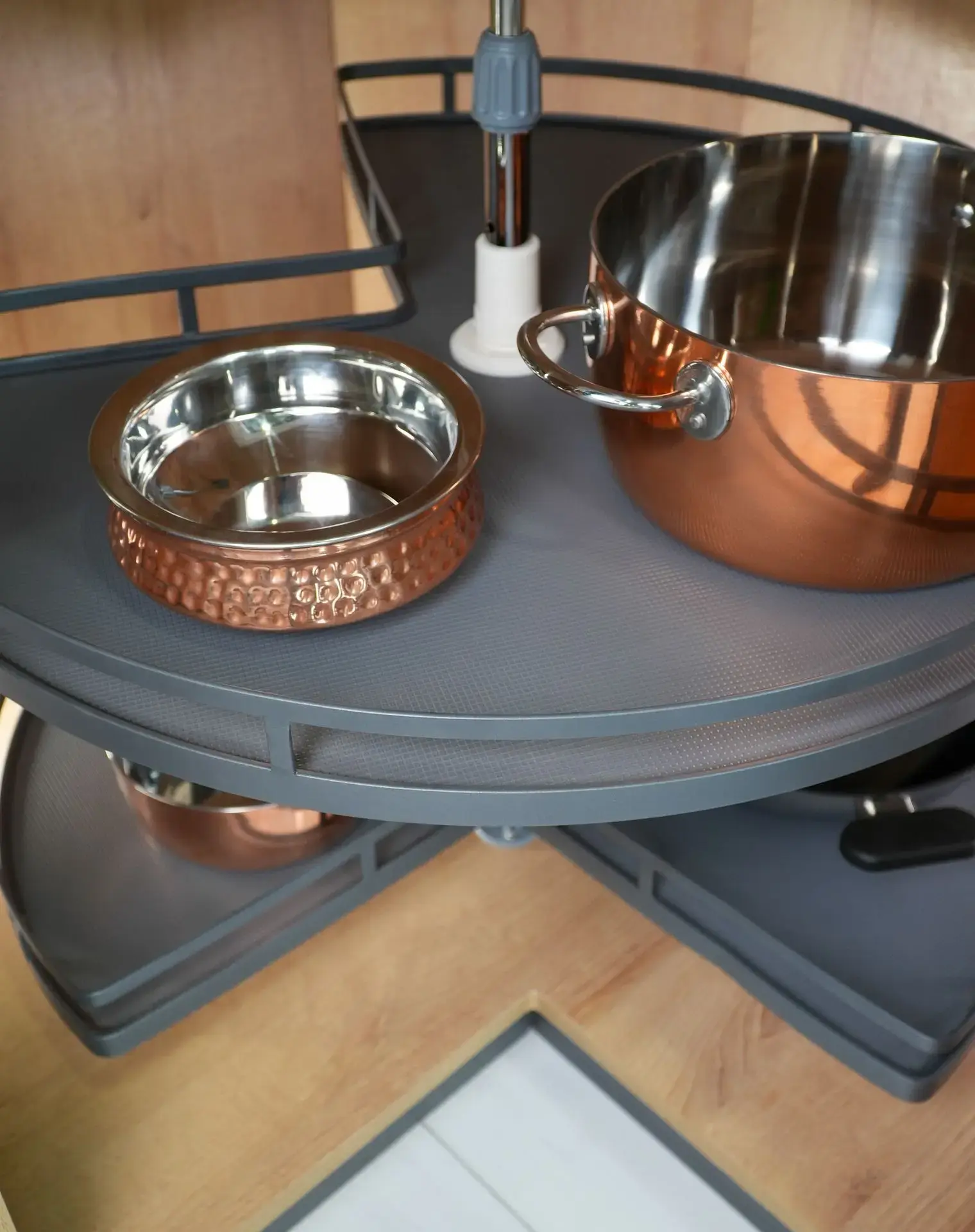 LVIV 270 Swing Corner Unit-Milano Hardware and Interiors