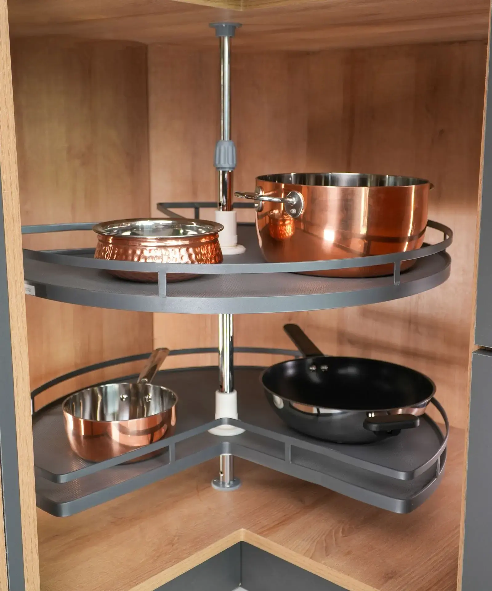 LVIV 270 Swing Corner Unit-Milano Hardware and Interiors
