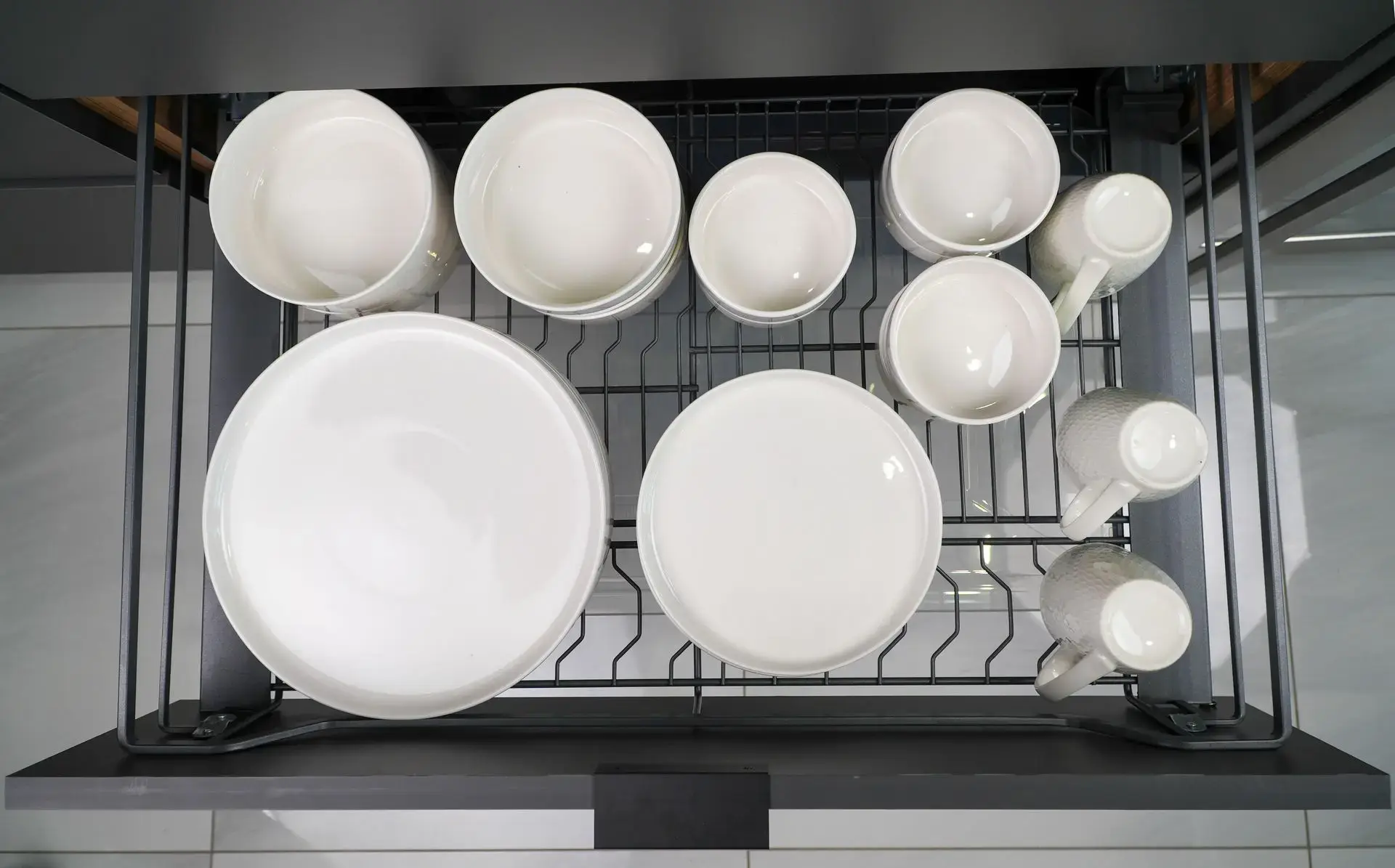 TURKU Pull-Out Drawer Dish Organizer-Milano hardware and Interiors