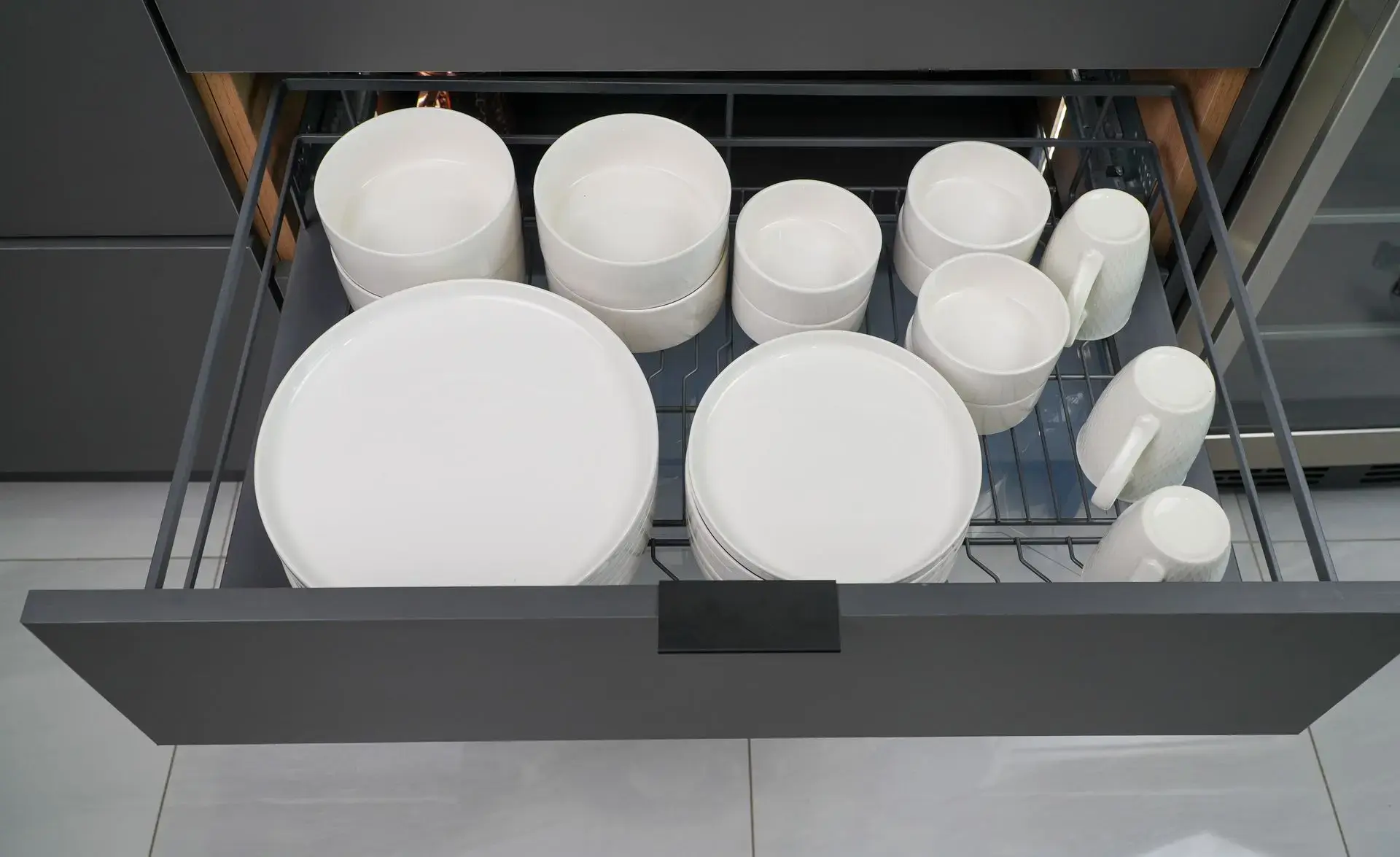 TURKU Pull-Out Drawer Dish Organizer-Milano hardware and Interiors