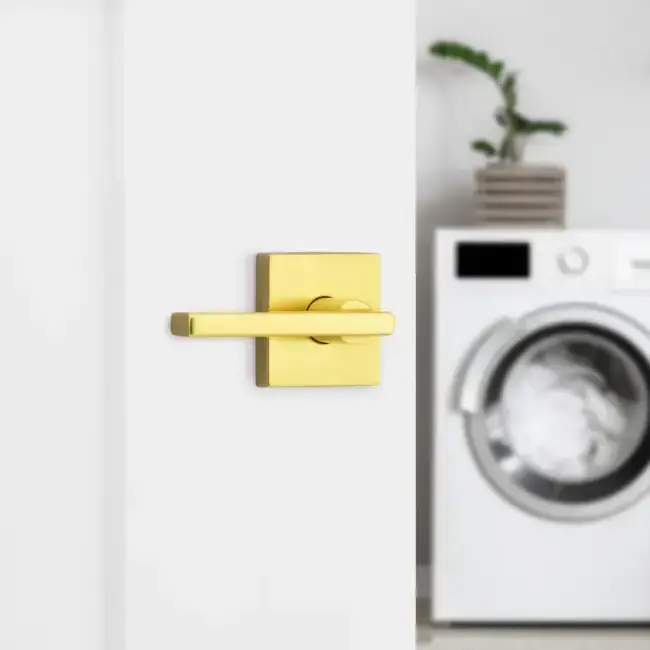 Stazz Rio Square Lever-Dummy Gold Door View.webp