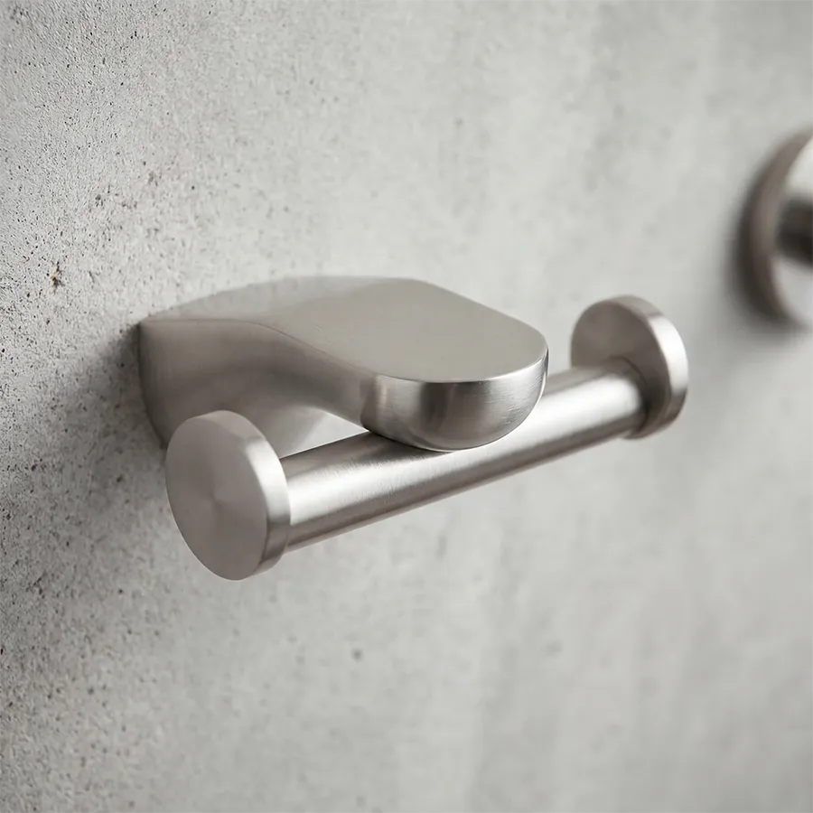 Berlin Robe Hook - Satin NIckel _2.webp