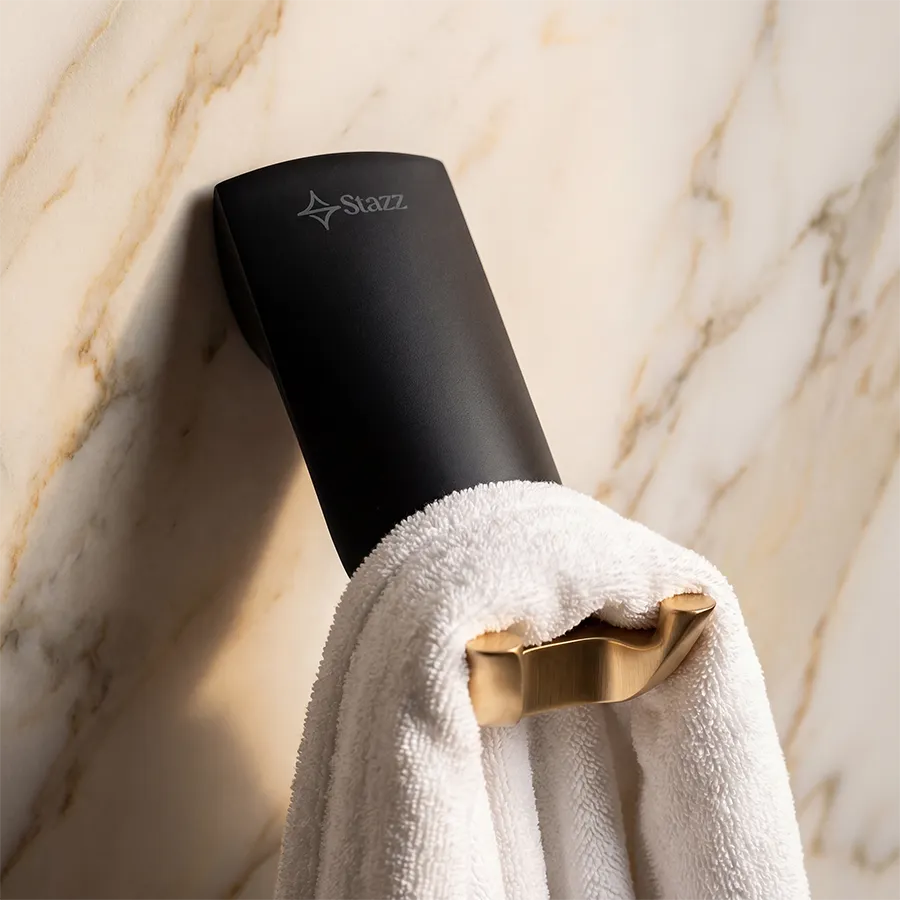 Florence Robe Hook - Matte Black Matte Gold _1.webp