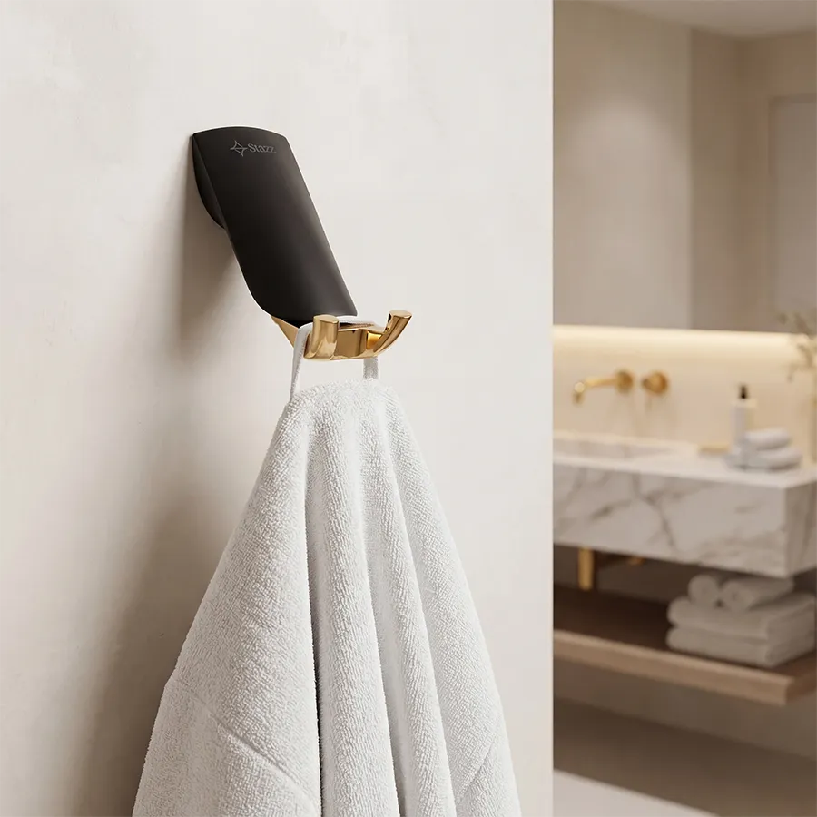 Florence Robe Hook - Matte Black - Gold _1.webp