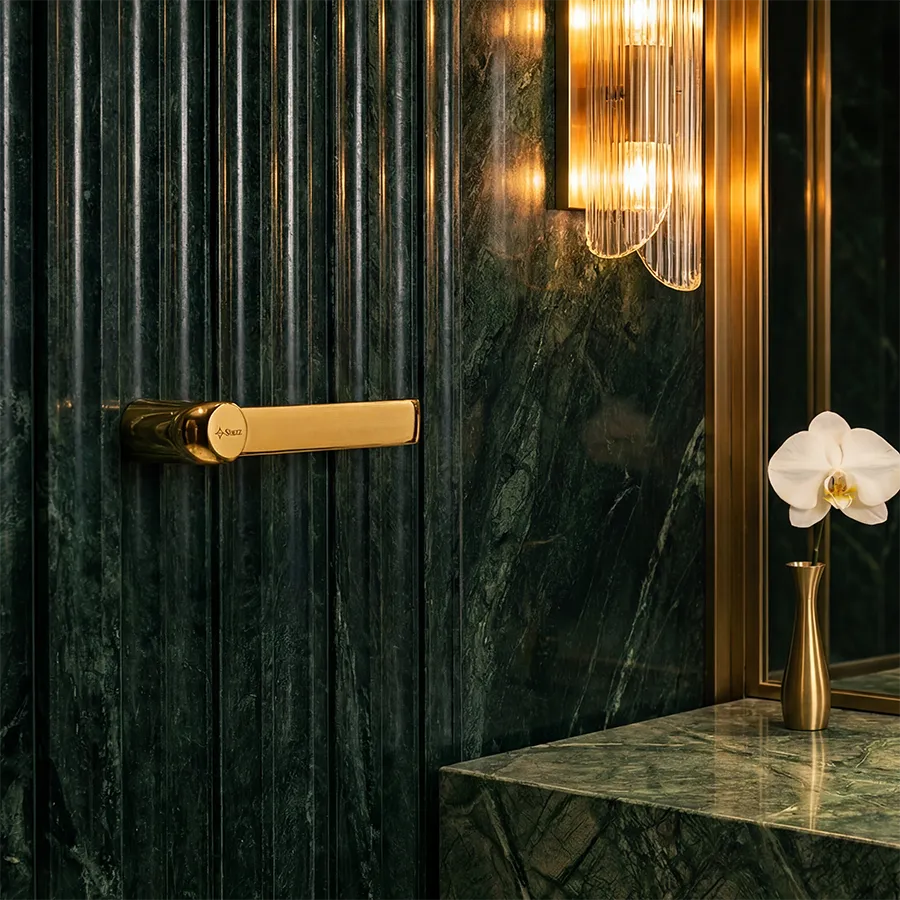 Vienna Hand Towel Holder - Gold _4.webp