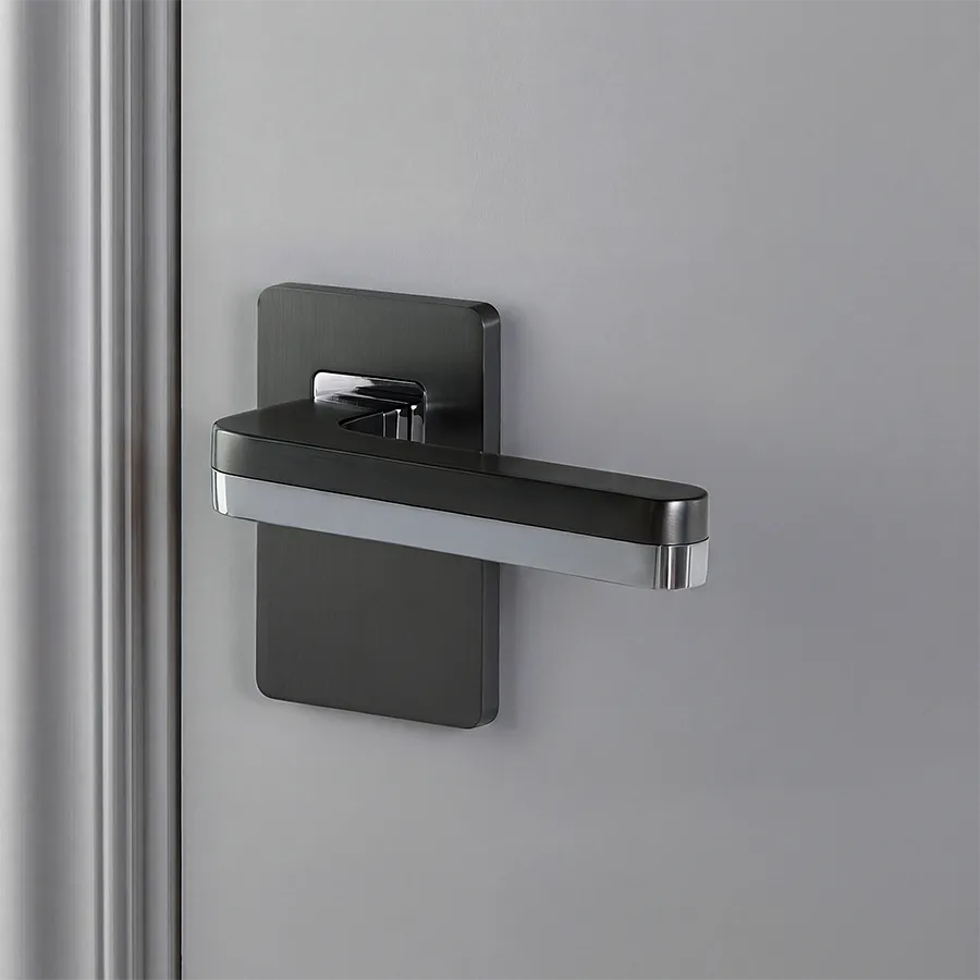 Stazz Venice Lever - Dark Satin Nickel.webp