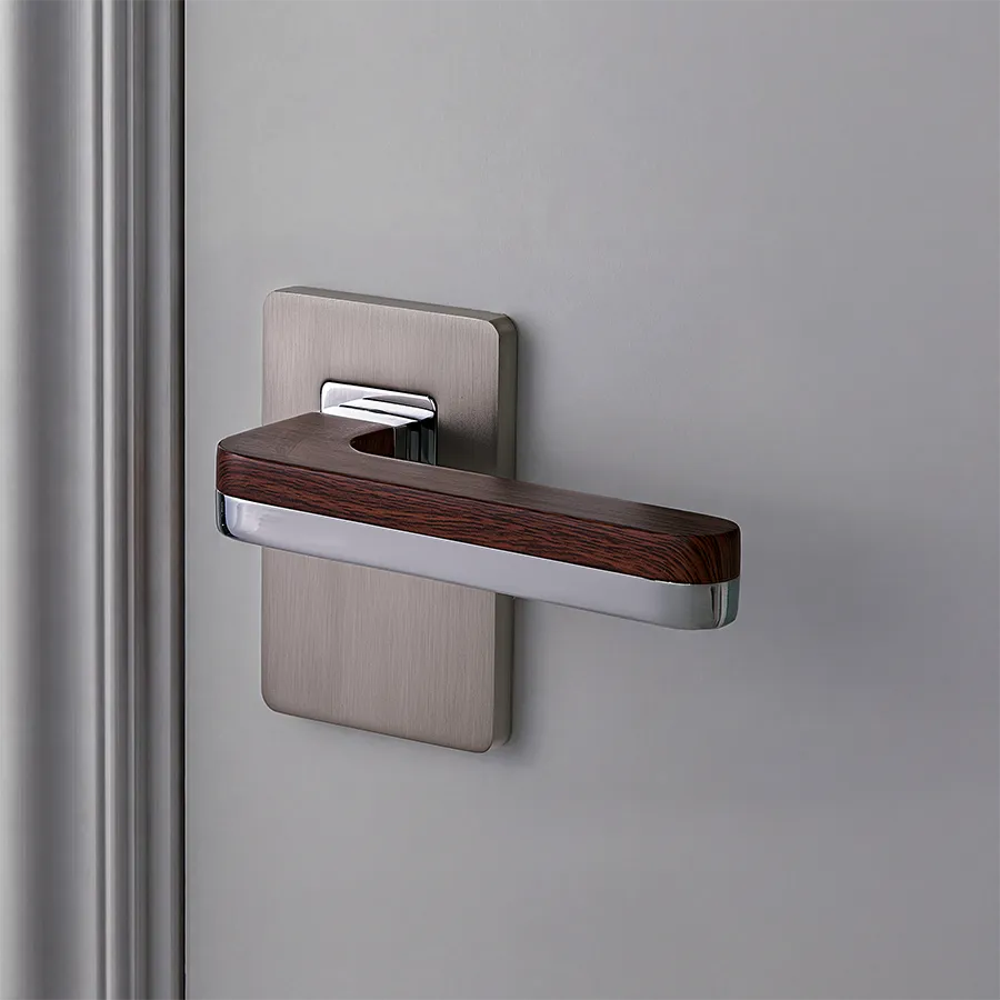 Stazz Venice Lever - Wood Chrome.webp