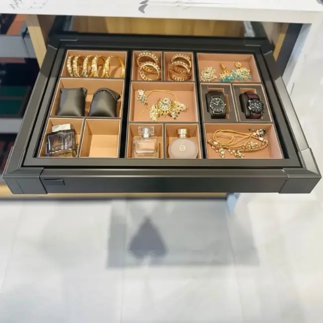 OSLO Pull-Out Jewelry Organizer Tray