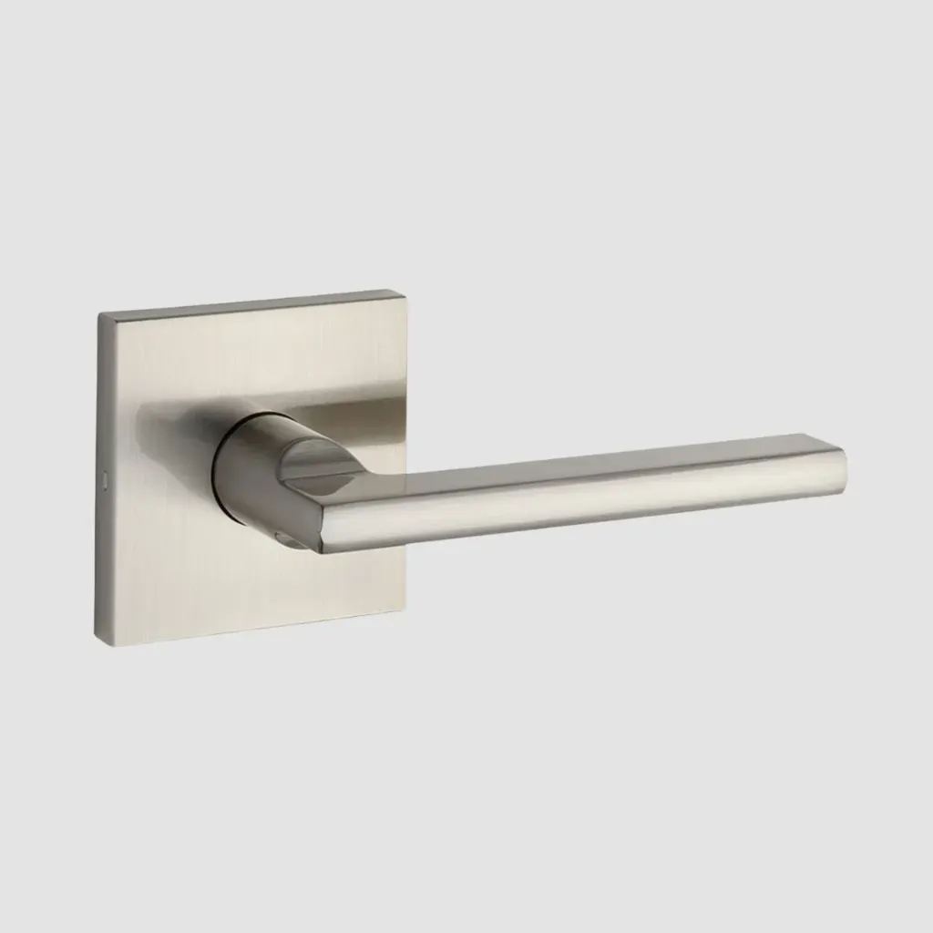 Taymor Pace Line Square Lever